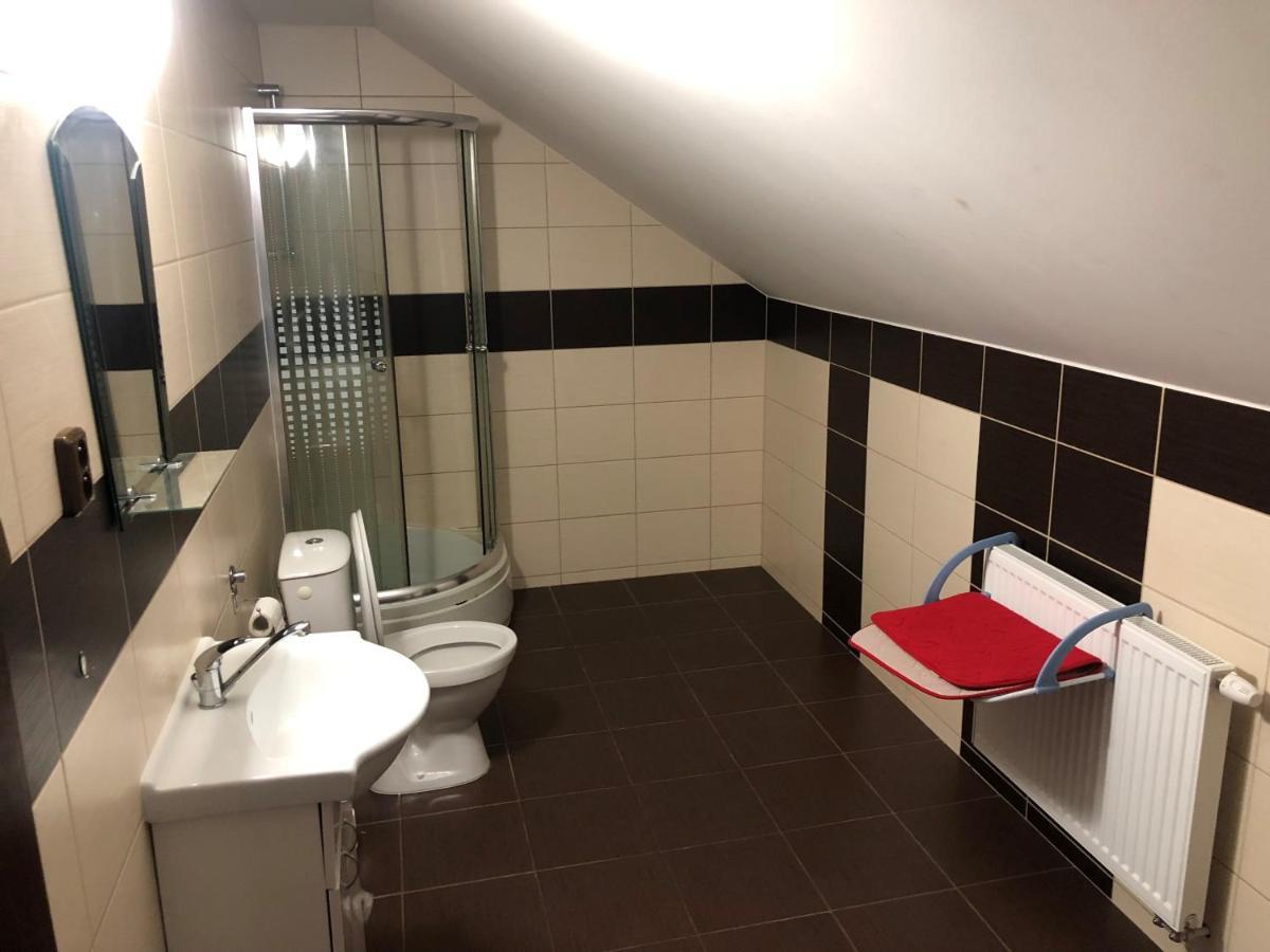 Restaurace U Kostela Hotell Marianske Radcice Eksteriør bilde