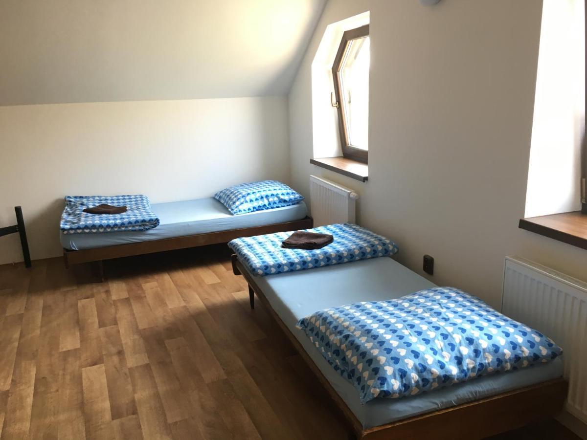 Restaurace U Kostela Hotell Marianske Radcice Eksteriør bilde